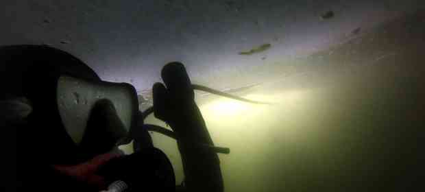 On a plongé sous la glace!